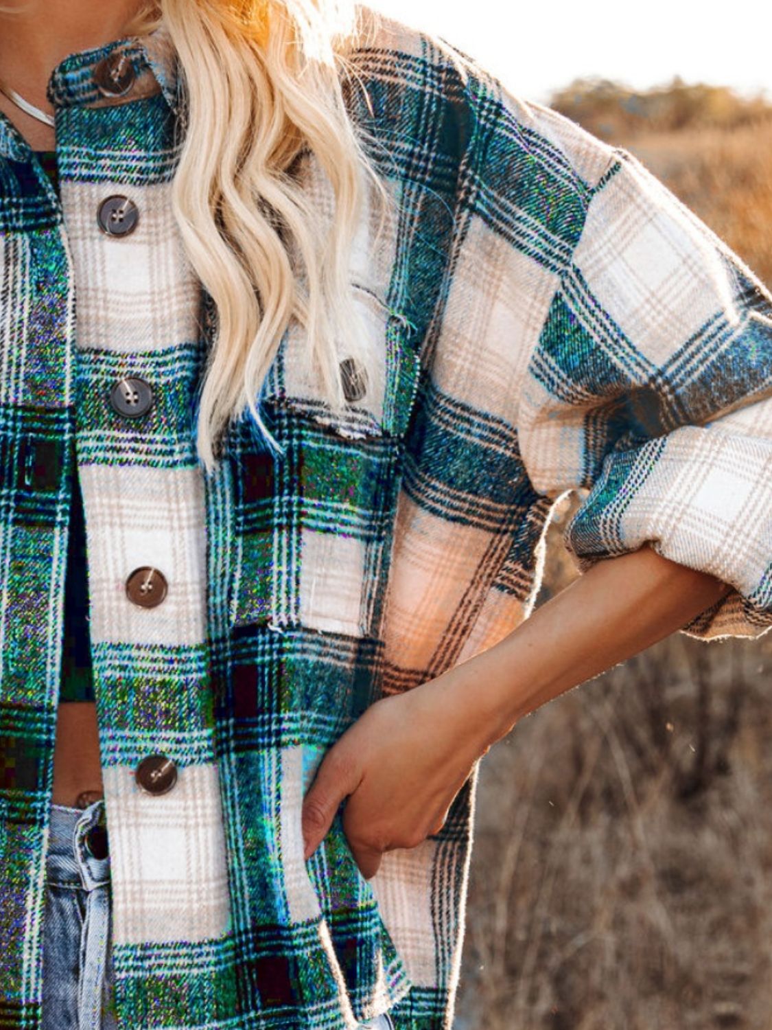 Chaqueta de manga larga con botones y bolsillos a cuadros